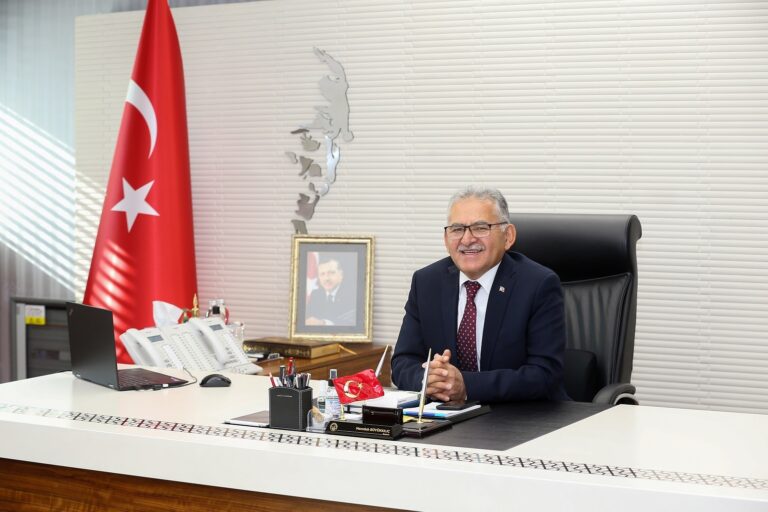 Büyükkılıç: “Kayseri UNESCO’bub, UNESCO da Kayseri’nin adresi”