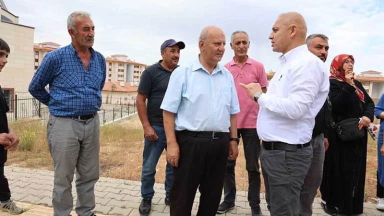 Önal, Yuva TOKİ sakinlerinin sorunlarını dinledi