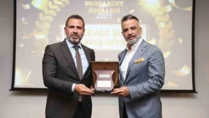 ASKON BAŞKANI GEYİK’E ‘AKTİF YÖNETİM ÖDÜLÜ’