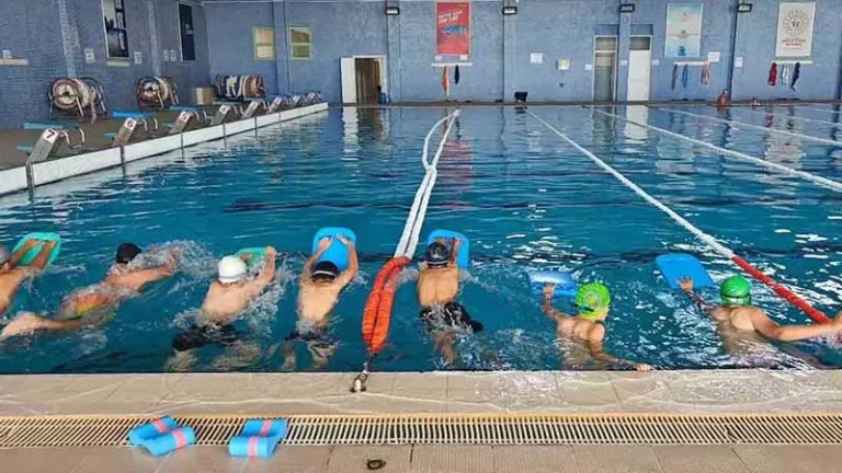KIRIKKALE’DE GENÇLER İÇİN SPOR OKULLARI DEVAM EDİYOR