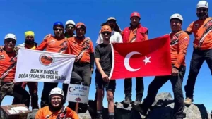 BOZKIRIN DAĞCILARI, KAÇKAR’DA ZİRVE YAPTI