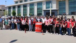 CHP’DEN INSTAGRAM’IN KAPATILMASINA TEPKİ