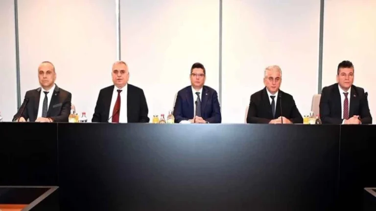 Altundağ: “Emekçilerimizin daima yanındayız”