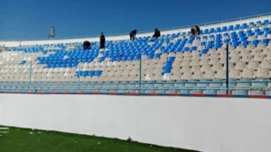 Başpınar Stadyumu’nda kırılan koltuklar yeniden yapıldı