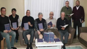 10 yılda Kur’an-ı Kerim’in Türkçe mealini yazdılar