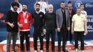 Kırıkkaleli genç Azerbaycan’dan madalya ile döndü