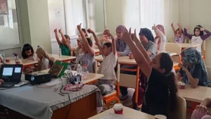 Yeşilay’dan gençlere bağımlılıkla mücadele eğitimi