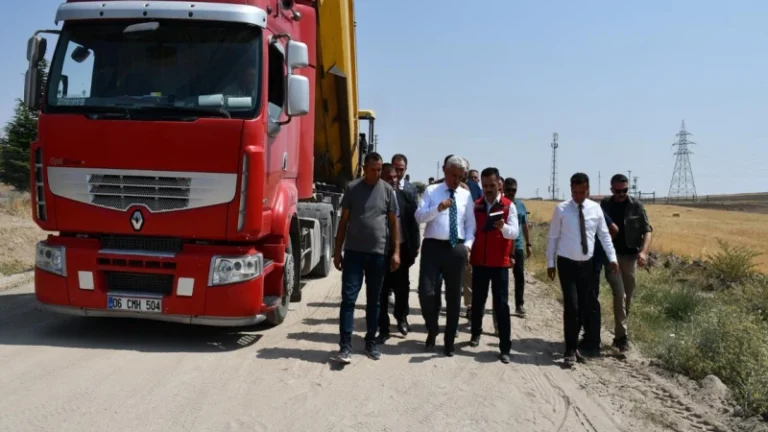 İzzettin Köyü’ne yeni yol yapılıyor