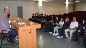Hastanede temizlik personeline oryantasyon eğitimi
