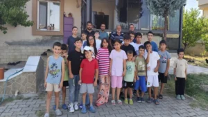 Miniklerden anlamlı ziyaret