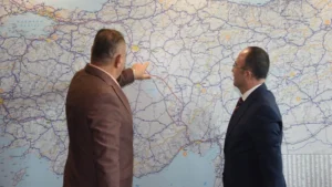 Öztürk, Karayolları ile Kırıkkale projelerini görüştü