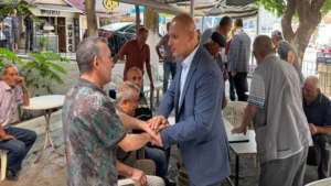 Belediyecilik çay sohbetleriyle şekilleniyor