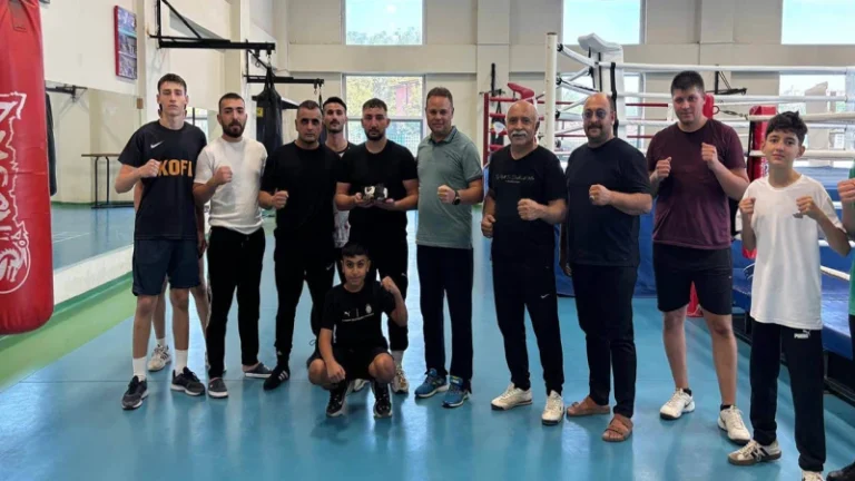Boks antrenmanları yoğun tempoda devam ediyor