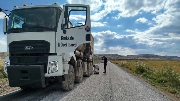 Köylere sathi kaplama yapılıyor