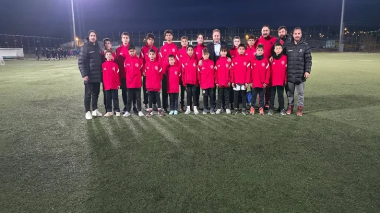 Geleceğin futbolcuları burada yetişiyor