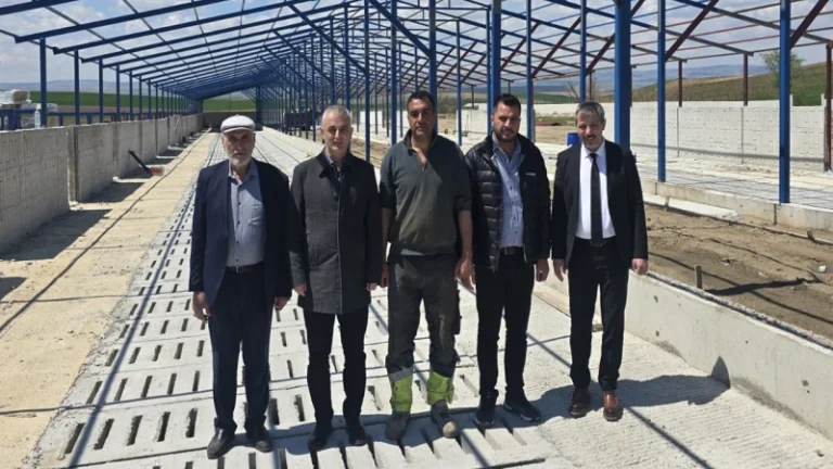 Modern ahır yatırımları tarıma güç katıyor