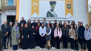 Liselilerden şehit ailesi ve gazilere vefa