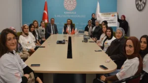 Misafir öğrenciler Müdür Güney ile buluştu
