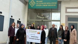 Öğretmen ve öğrenciler İslami Değerler Külliyesi’ne hayran kaldı