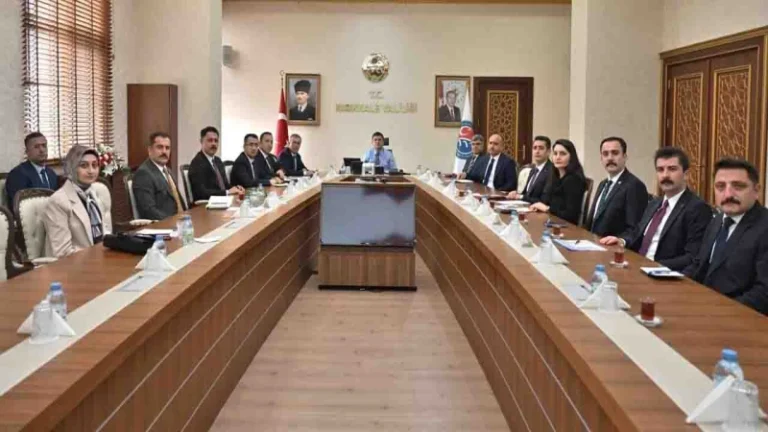 Kamu hizmetleri ve yatırımlar masaya yatırıldı