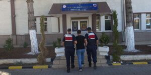 Jandarma suçlulara göz açtırmadı: 4 hükümlü yakalandı