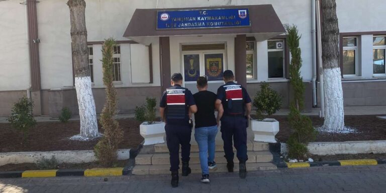 Jandarma suçlulara göz açtırmadı: 4 hükümlü yakalandı