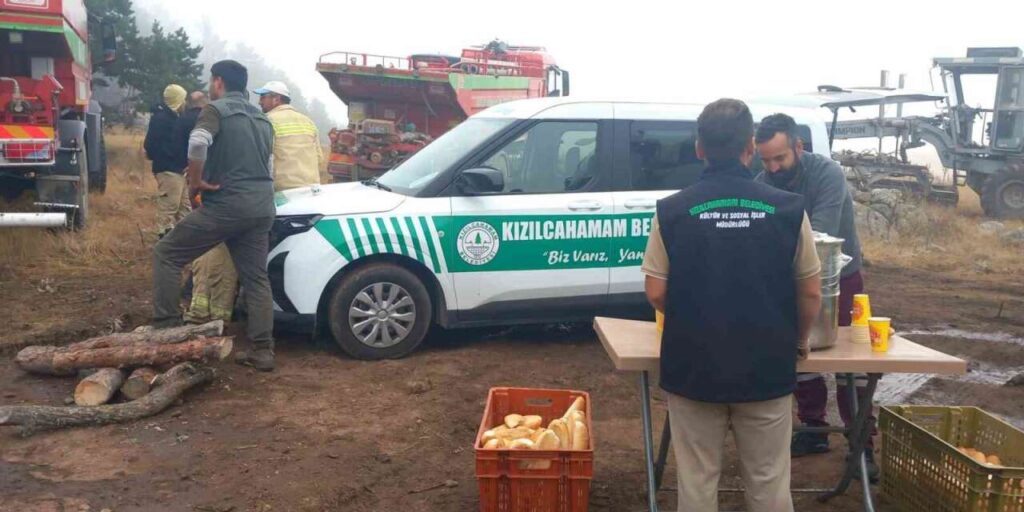Kızılcahamam  Belediyesi’nden yangın söndürme çalışmalarına destek