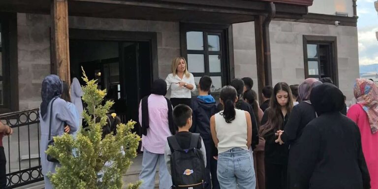 Öğrenciler bu sınav için ter döktü! Kazananlar ücretsiz yararlanacak