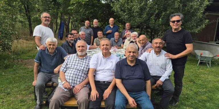 1986 Kırşehir İmam Hatip Lisesi mezunları 40. yıl buluşmasında bir araya geldi