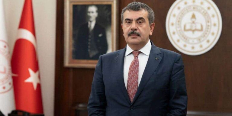 Ara tatiller kalkacak mı? Bakan Tekin’den dikkat çeken açıklama