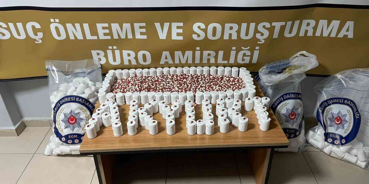 uyusturucu-operasyonu:-24-bin-330-hap-ele-gecirildi