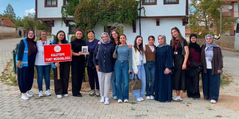 Kırıkkale’yi keşfe çıktılar! Gençlerin rotasında şehrin saklı güzellikleri vardı