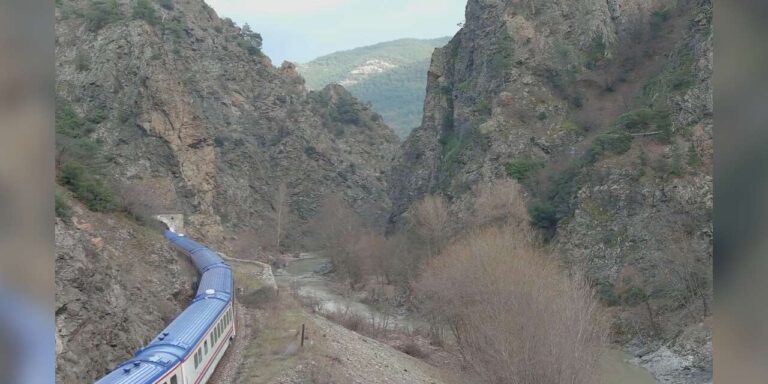 Turistik Karaelmas Ekspresi yeniden raylarla buluşuyor