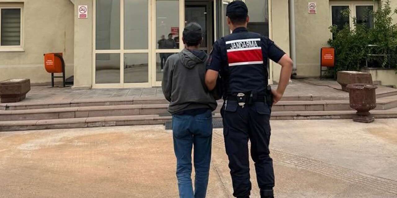 ankara’da-farkli-suclardan-aranan-kisilere-operasyon:-134-kisi-yakalandi