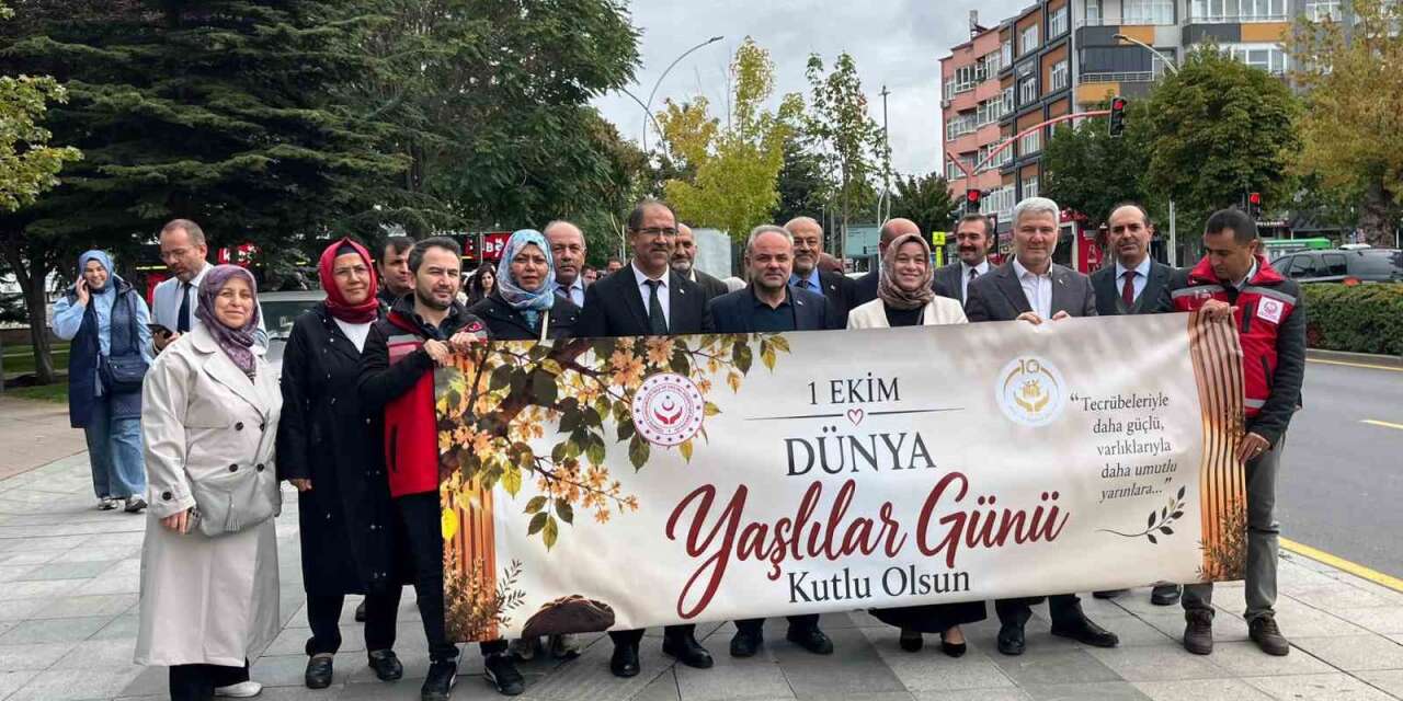 corum’da-yaslilar-icin-farkindalik-yuruyusu