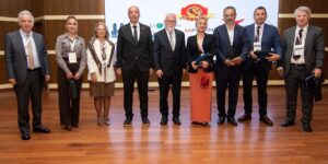 Kongre bayrağı Kırıkkale Üniversitesi’ne devredildi