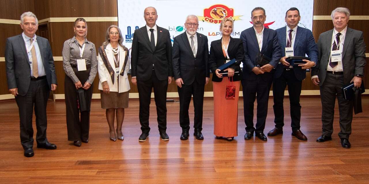 kongre-bayragi-kirikkale-universitesi’ne-devredildi
