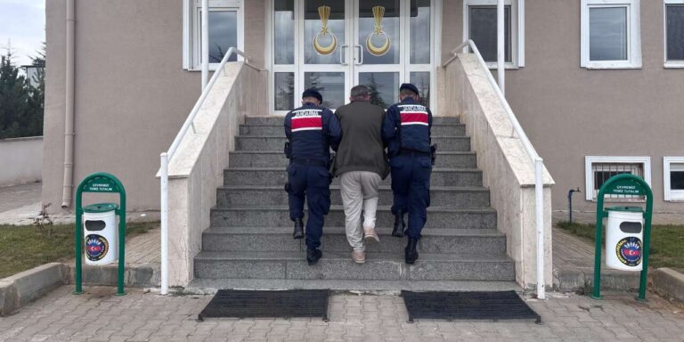 Kırıkkale’de 2 firari hükümlü yakalandı