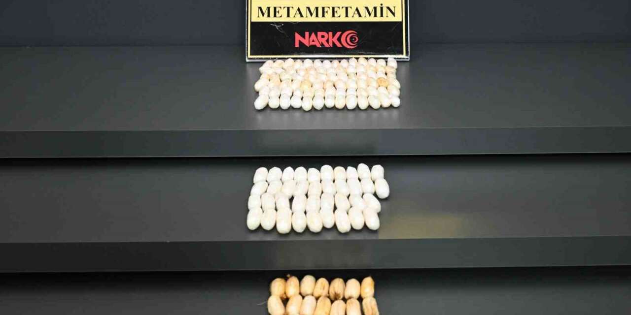 vucutlarinda-1-kilo-uyusturucu-tasiyan-3-supheli-tutuklandi