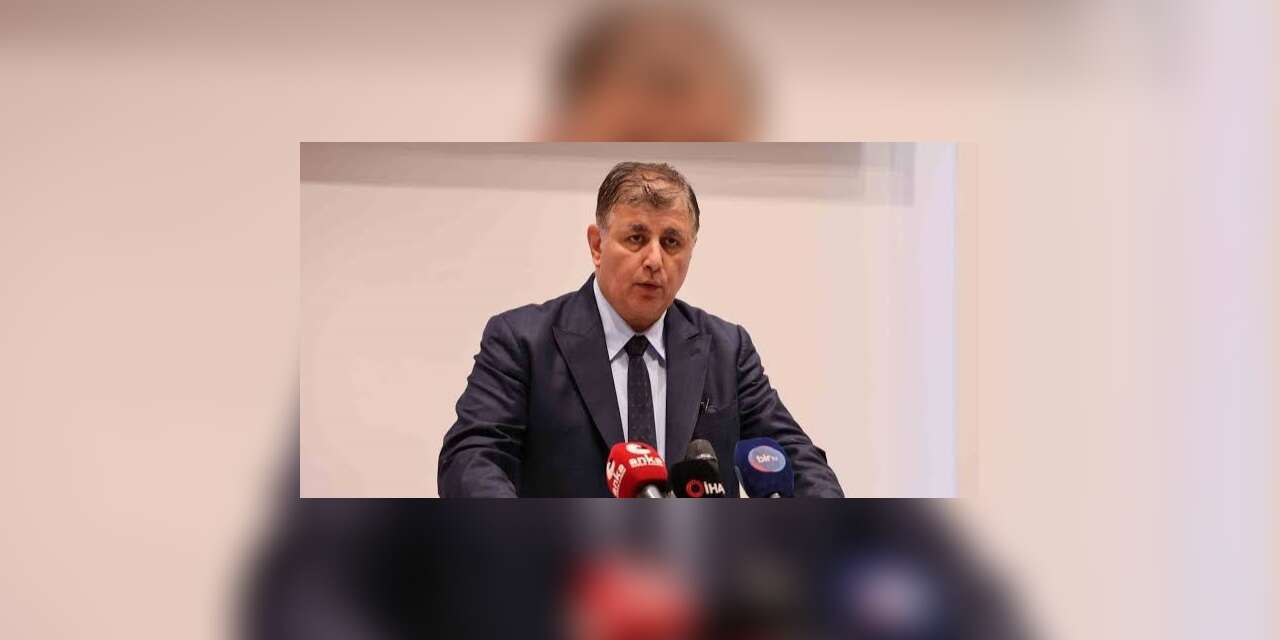 cemil-tugay,-ak-parti-genel-merkez-binasina-geldi