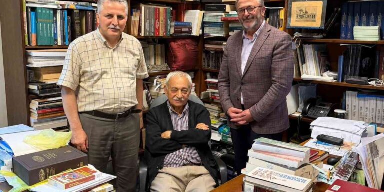 Yazar İsmail Erünsal’ın bağışladığı 525 eser dijital erişime açıldı