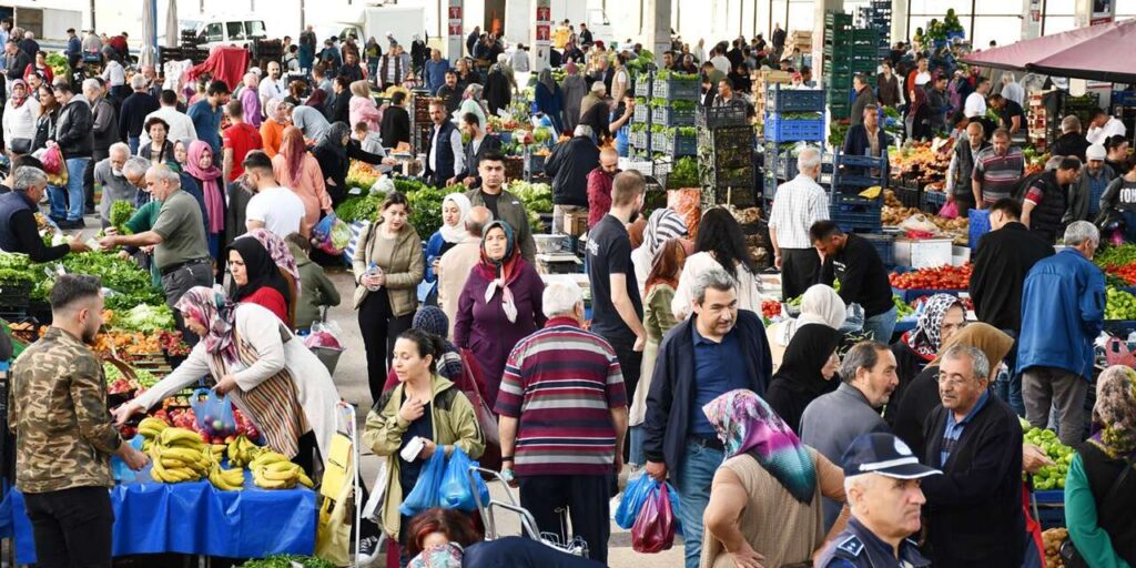 Cumartesi Pazarına gidecekler dikkat! Pazar yeri değişti