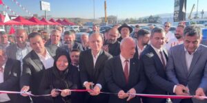 Öz Urfalı Hacı Usta Açıldı! İş ve siyaset dünyası açılışta buluştu