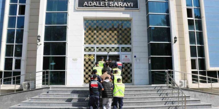 Kırşehir’de uyuşturucu operasyonu: 3 tutuklama