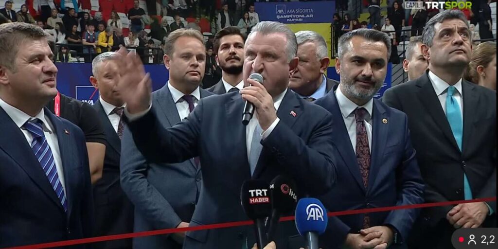 Osman Aşkın Bak’tan Kırıkkale’ye stadyum müjdesi