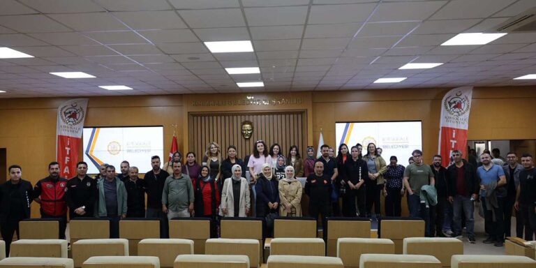 Sağlık çalışanlarına yangın ve elektrikli araçlarda kurtarma eğitimi