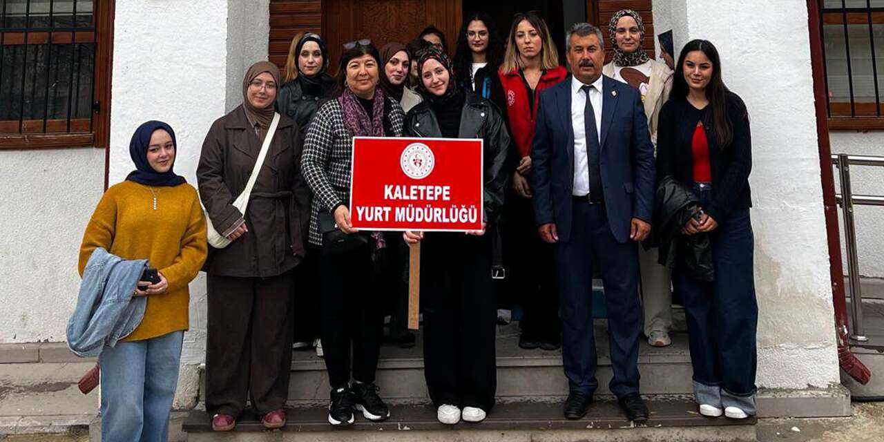 kirikkale’de-universiteli-genclerden-anlamli-ziyaret!-hatice-teyzeye-gonul-koprusu