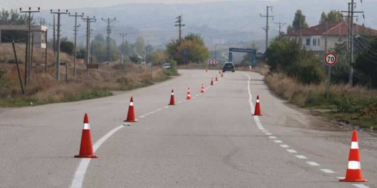 Alparslan Türkeş Bulvarı’nda güvenli ulaşım için çalışma