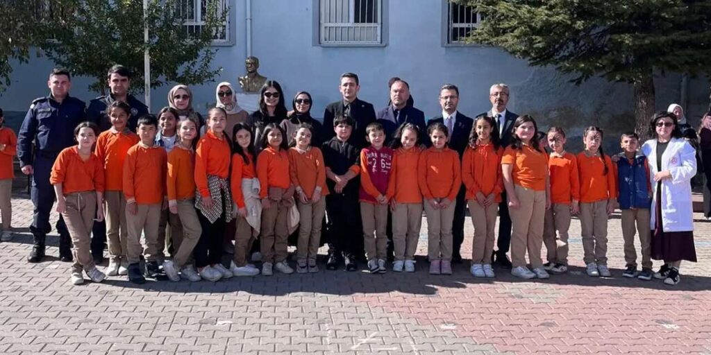 Keskin’de okul kermesine Kaymakam Kayatürk de katıldı