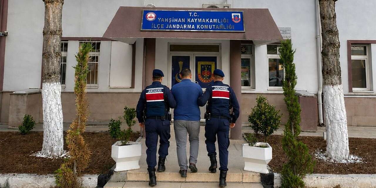jandarmadan-firari-takibi:-4-hukumlu-cezaevinde